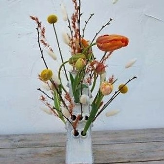 Aardewerk wit met tulpen mix